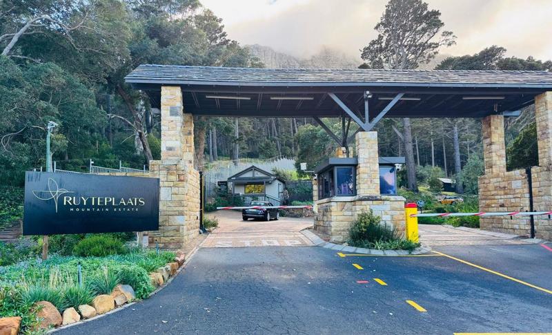 4 Bedroom Property for Sale in Hout Bay Western Cape
